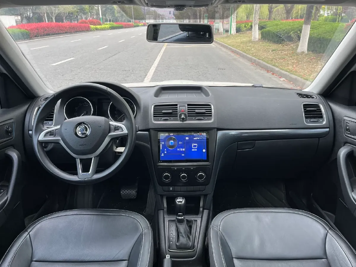 2017 Skoda Yeti 1.4T 150HP L4 7DCT,autocango,china used car exporter,china ev exporter,chinese used car exporter,chinese used ev exporter