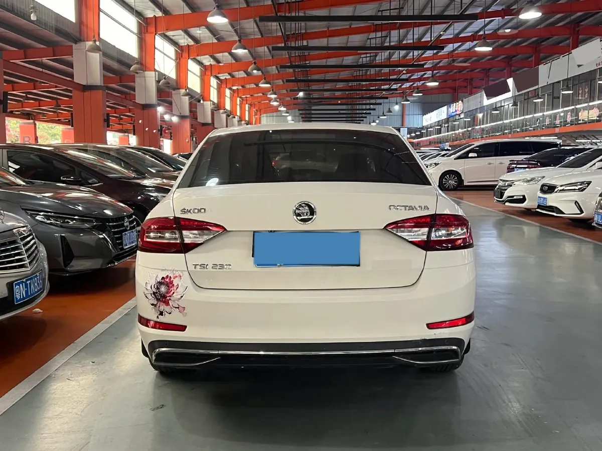 2019 Skoda Octavia 1.2T 116HP L4 7DCT,autocango,china used car exporter,china ev exporter,chinese used car exporter,chinese used ev exporter