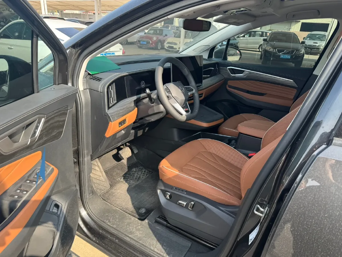 2026 Volkswagen Talagon 2.0T 272HP L4 7DCT,autocango,china used car exporter,china ev exporter,chinese used car exporter,chinese used ev exporter