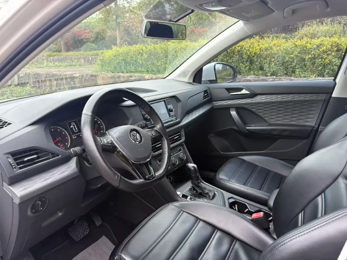 2019 Jeep Compass 1.4T 165HP L4 7DCT,autocango,china used car exporter,china ev exporter,chinese used car exporter,chinese used ev exporter