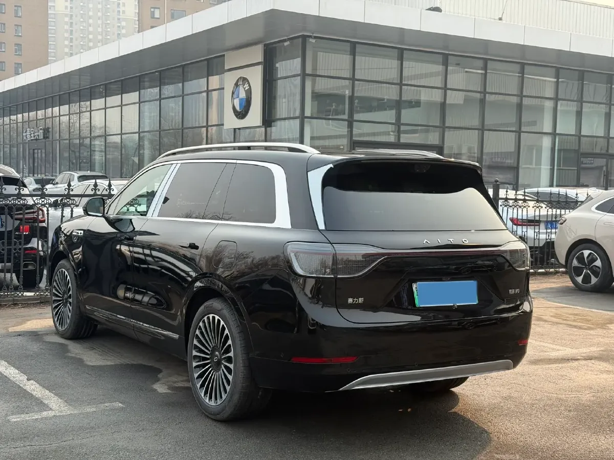 2025 AITO AITO M9 REEV 160HP REEV 52KWH,autocango,china used car exporter,china ev exporter,chinese used car exporter,chinese used ev exporter