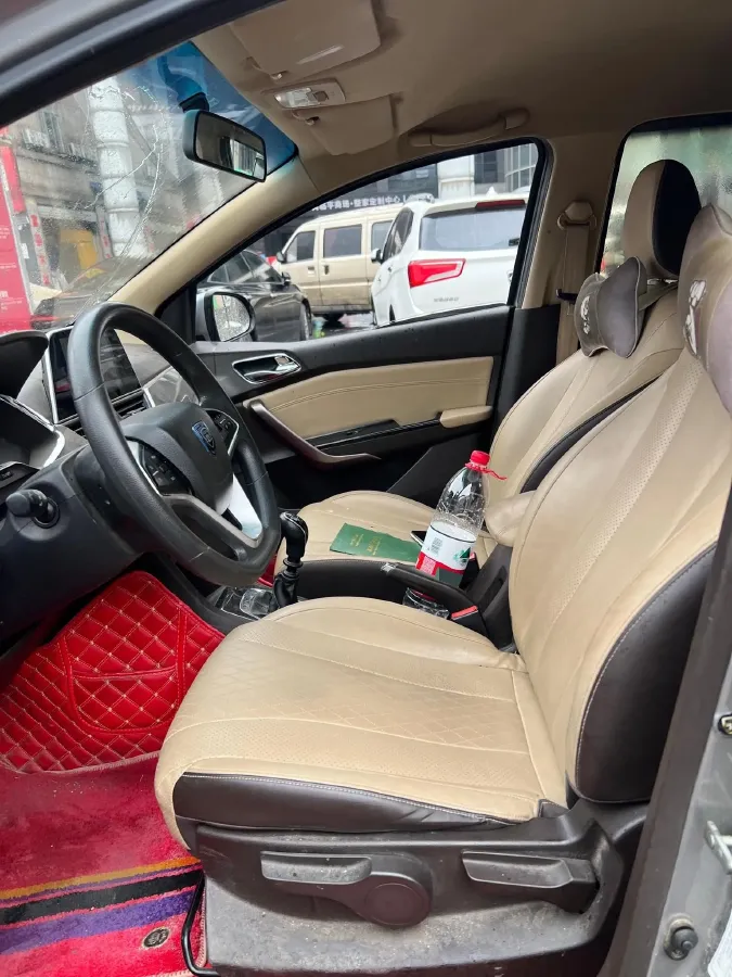 2017 BaoJun 310W 1.5L 112HP L4 6MT,autocango,china used car exporter,china ev exporter,chinese used car exporter,chinese used ev exporter