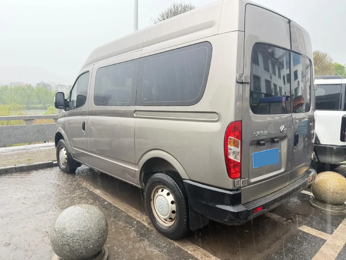 2020 MAXUS XinTu V80 2.5T 136HP L4 6MT,autocango,china used car exporter,china ev exporter,chinese used car exporter,chinese used ev exporter