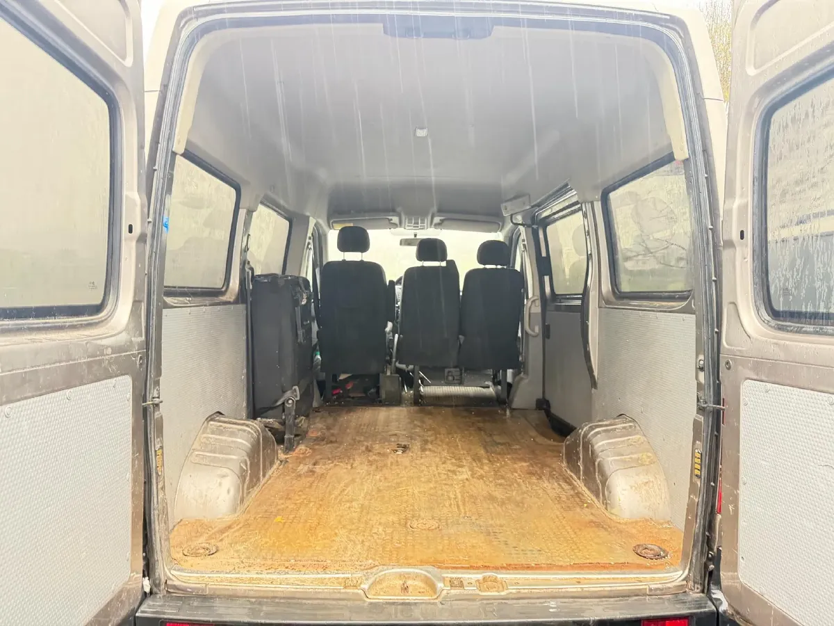 2020 MAXUS XinTu V80 2.5T 136HP L4 6MT,autocango,china used car exporter,china ev exporter,chinese used car exporter,chinese used ev exporter