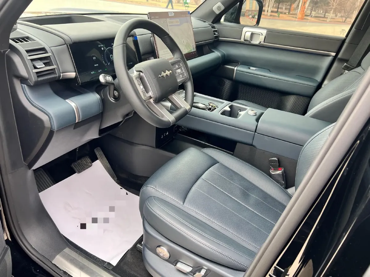 2025 FangChengBao Tai 7 1.5T 156HP L4 E-CVT PHEV,autocango,china used car exporter,china ev exporter,chinese used car exporter,chinese used ev exporter