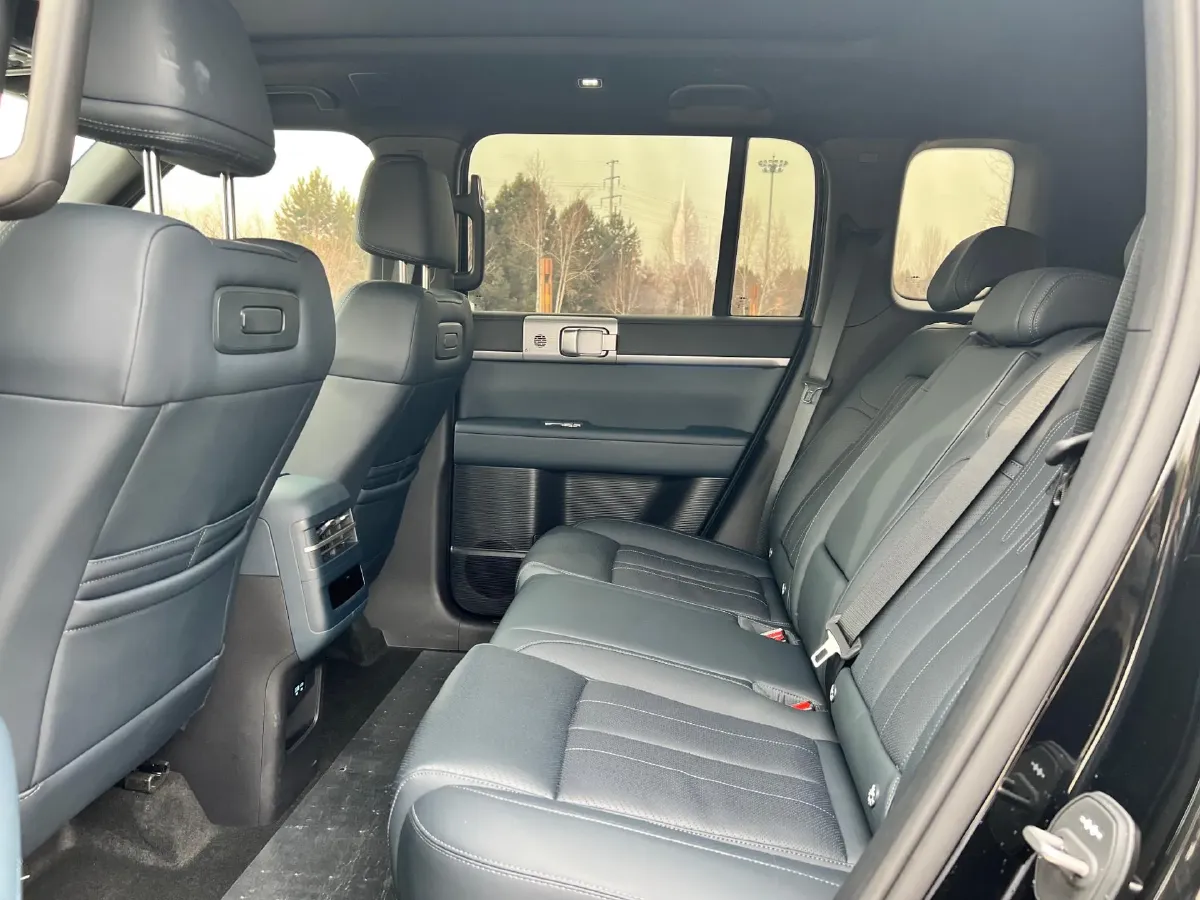 2025 FangChengBao Tai 7 1.5T 156HP L4 E-CVT PHEV,autocango,china used car exporter,china ev exporter,chinese used car exporter,chinese used ev exporter