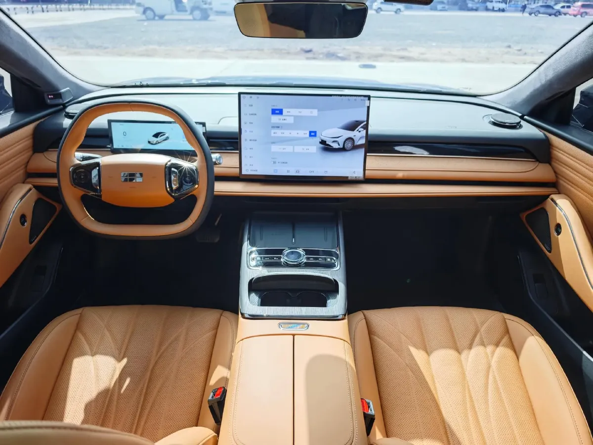 2025 Geely Galaxy Starshine 8 1.5T 163HP L4 3DHT PHEV 18.4KWH,autocango,china used car exporter,china ev exporter,chinese used car exporter,chinese used ev exporter