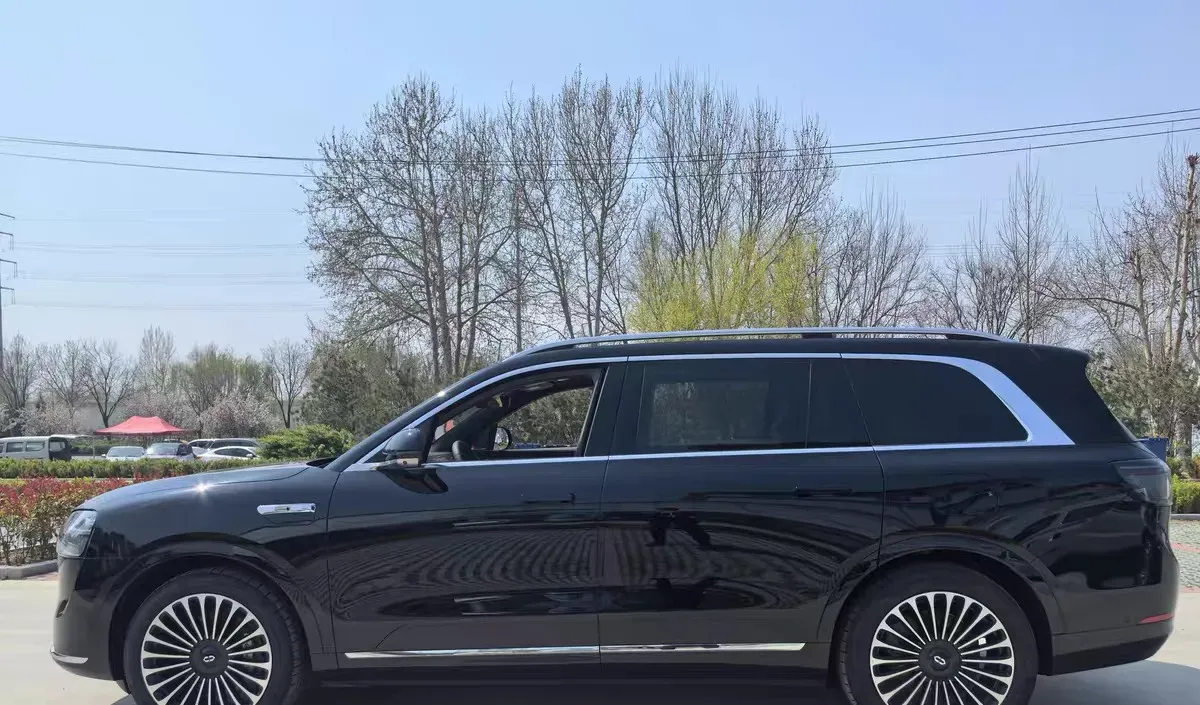 2024 AITO AITO M9 1.5T 152HP L4 REEV 52KWH,autocango,china used car exporter,china ev exporter,chinese used car exporter,chinese used ev exporter