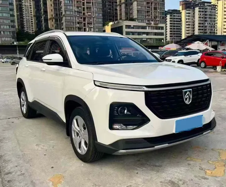 2018 BaoJun 530 1.5T 150HP L4 6MT,autocango,china used car exporter,china ev exporter,chinese used car exporter,chinese used ev exporter