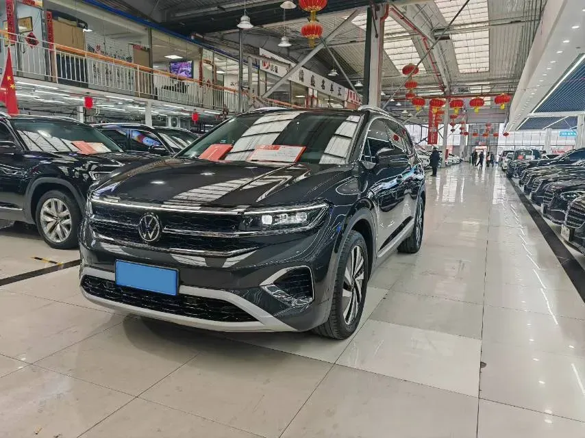 2022 Volkswagen Talagon 2.0T 220HP L4 7DCT,autocango,china used car exporter,china ev exporter,chinese used car exporter,chinese used ev exporter