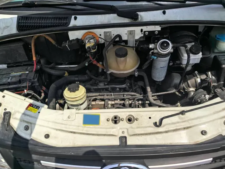 2020 MAXUS XinTu V80 2.5T 136HP L4 6MT,autocango,china used car exporter,china ev exporter,chinese used car exporter,chinese used ev exporter