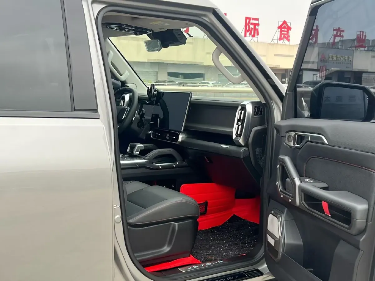 2023 Jetour Traveller 2.0T 254HP L4 7DCT,autocango,china used car exporter,china ev exporter,chinese used car exporter,chinese used ev exporter