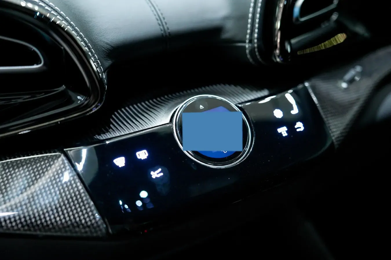 2023 Ferrari Purosangue 6.5L 725HP V12 8DCT,autocango,china used car exporter,china ev exporter,chinese used car exporter,chinese used ev exporter