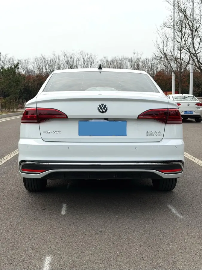 2023 Volkswagen Bora 1.2T 116HP L4 7DCT,autocango,china used car exporter,china ev exporter,chinese used car exporter,chinese used ev exporter