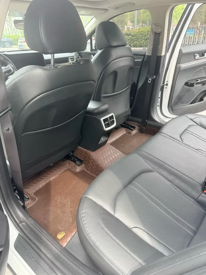 2021 Kia K5 2.0T 240HP L4 8AT,autocango,china used car exporter,china ev exporter,chinese used car exporter,chinese used ev exporter