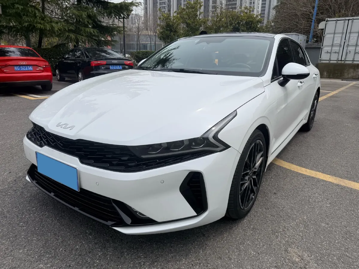 2021 Kia K5 2.0T 240HP L4 8AT,autocango,china used car exporter,china ev exporter,chinese used car exporter,chinese used ev exporter