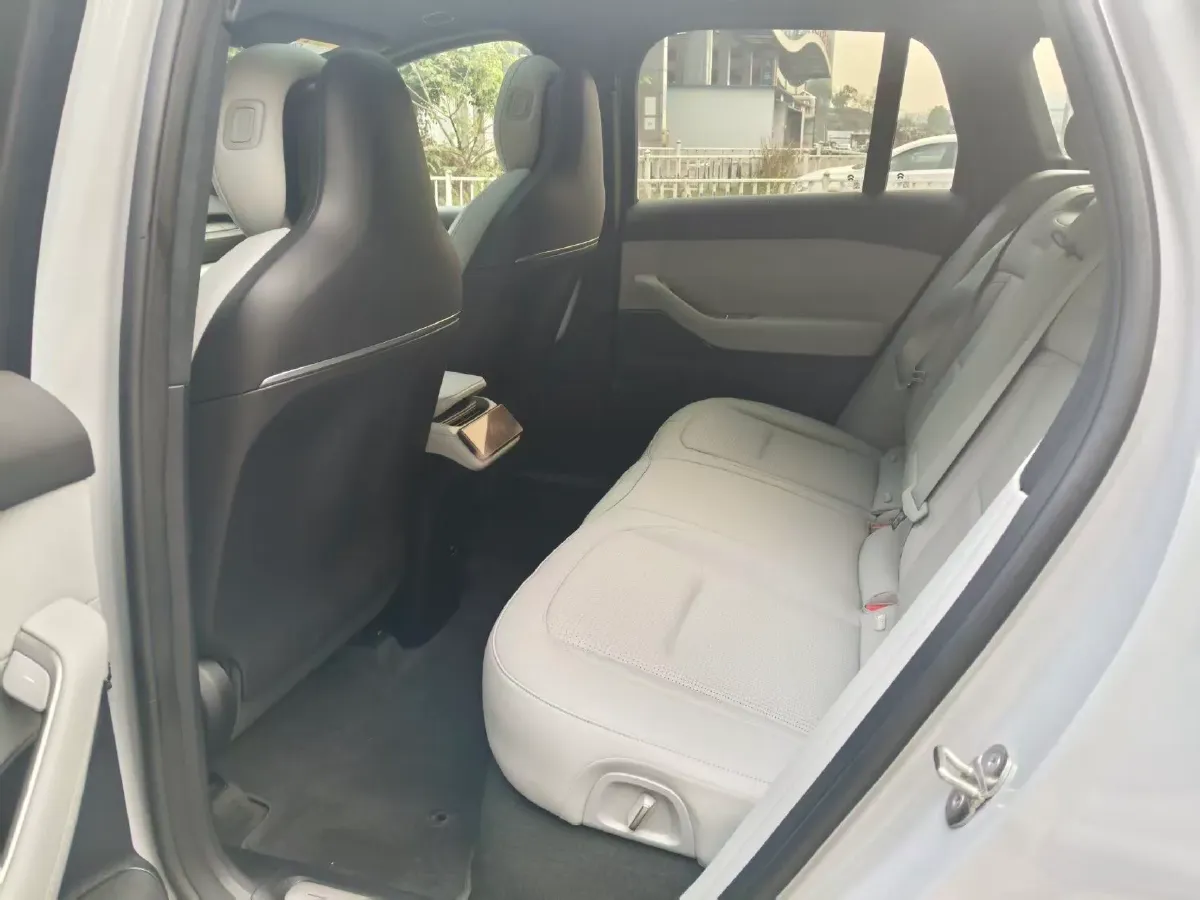 2024 NIO ES6 BEV 75KWH,autocango,china used car exporter,china ev exporter,chinese used car exporter,chinese used ev exporter