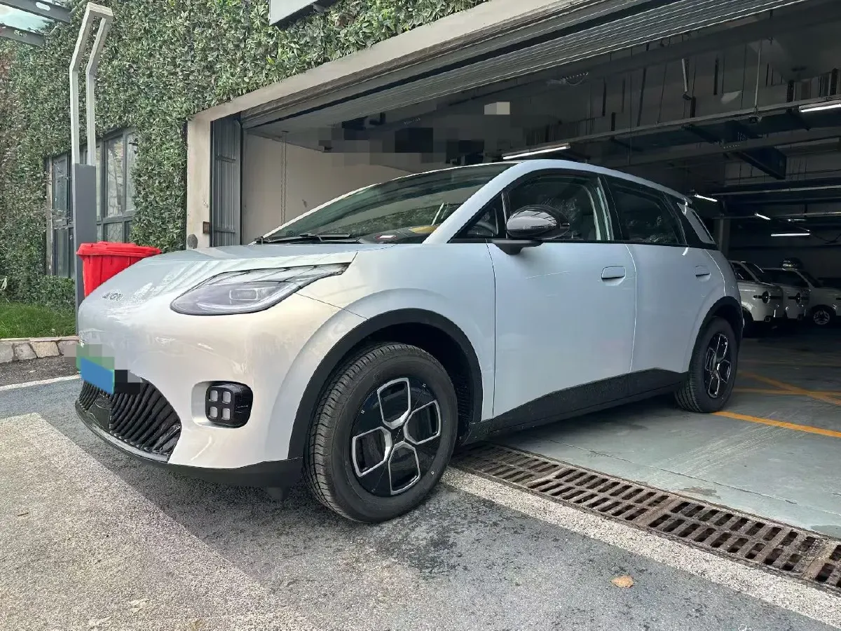 2025 Aion AION UT BEV,autocango,china used car exporter,china ev exporter,chinese used car exporter,chinese used ev exporter