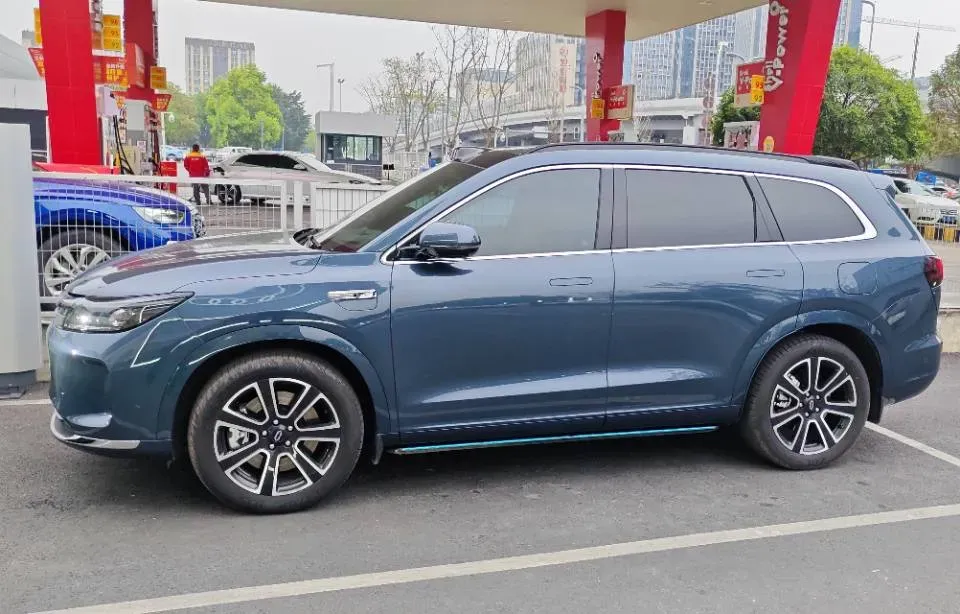 2024 AITO AITO M7 1.5T 152HP L4 REEV 42KWH,autocango,china used car exporter,china ev exporter,chinese used car exporter,chinese used ev exporter