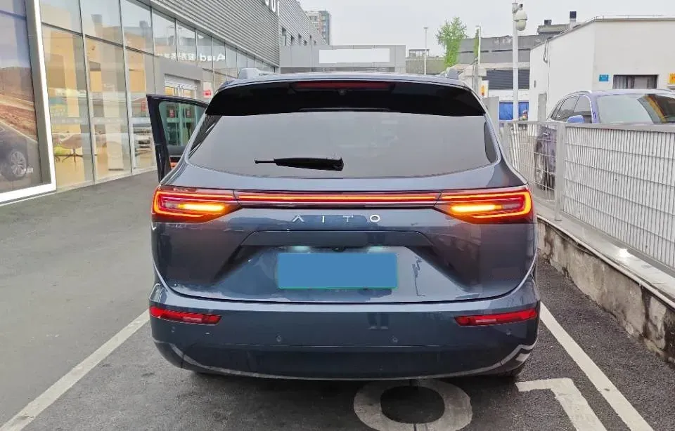 2024 AITO AITO M7 1.5T 152HP L4 REEV 42KWH,autocango,china used car exporter,china ev exporter,chinese used car exporter,chinese used ev exporter