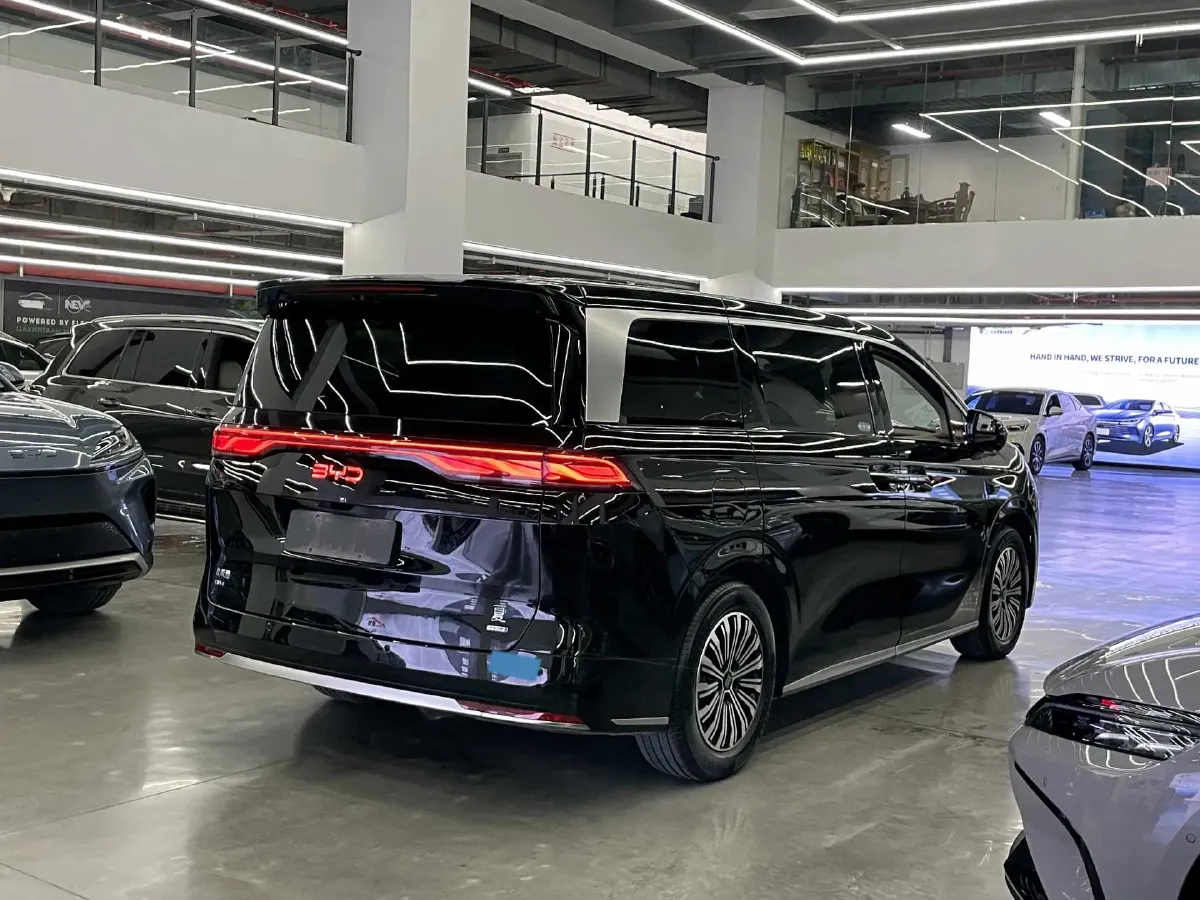 2025 BYD Xia 1.5T 156HP L4 E-CVT PHEV 36.6KWH,autocango,china used car exporter,china ev exporter,chinese used car exporter,chinese used ev exporter