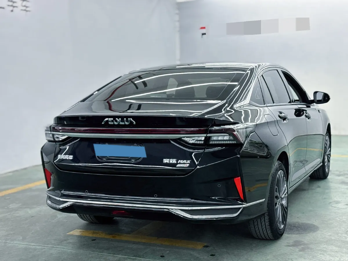 2023 DongFeng Aeolus YiXuan 1.5T 197HP L4 6DCT,autocango,china used car exporter,china ev exporter,chinese used car exporter,chinese used ev exporter