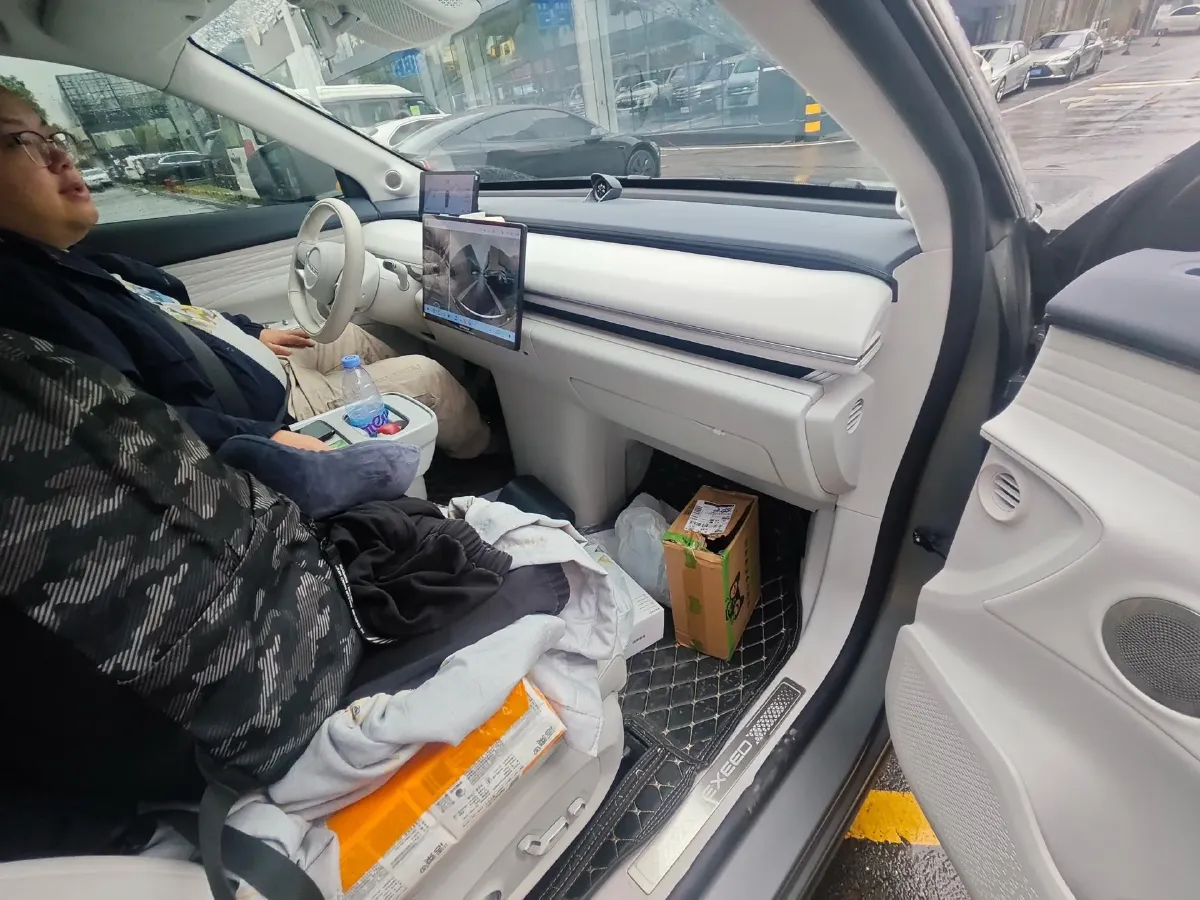 2025 Exceed Sterra ET REEV 156HP REEV,autocango,china used car exporter,china ev exporter,chinese used car exporter,chinese used ev exporter