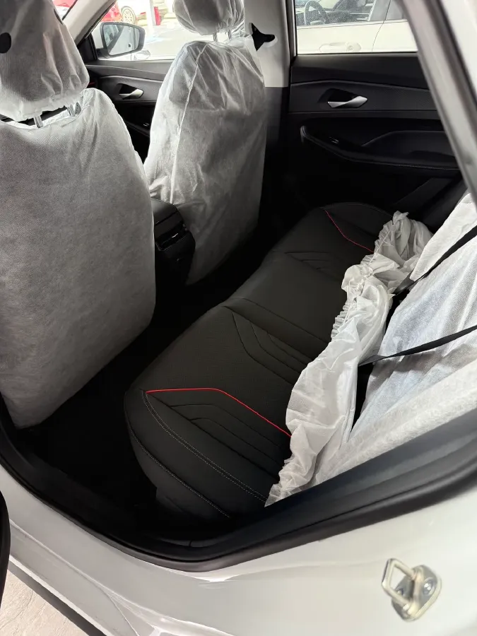 2024 Geely Binray 1.5T 181HP L4 7DCT,autocango,china used car exporter,china ev exporter,chinese used car exporter,chinese used ev exporter