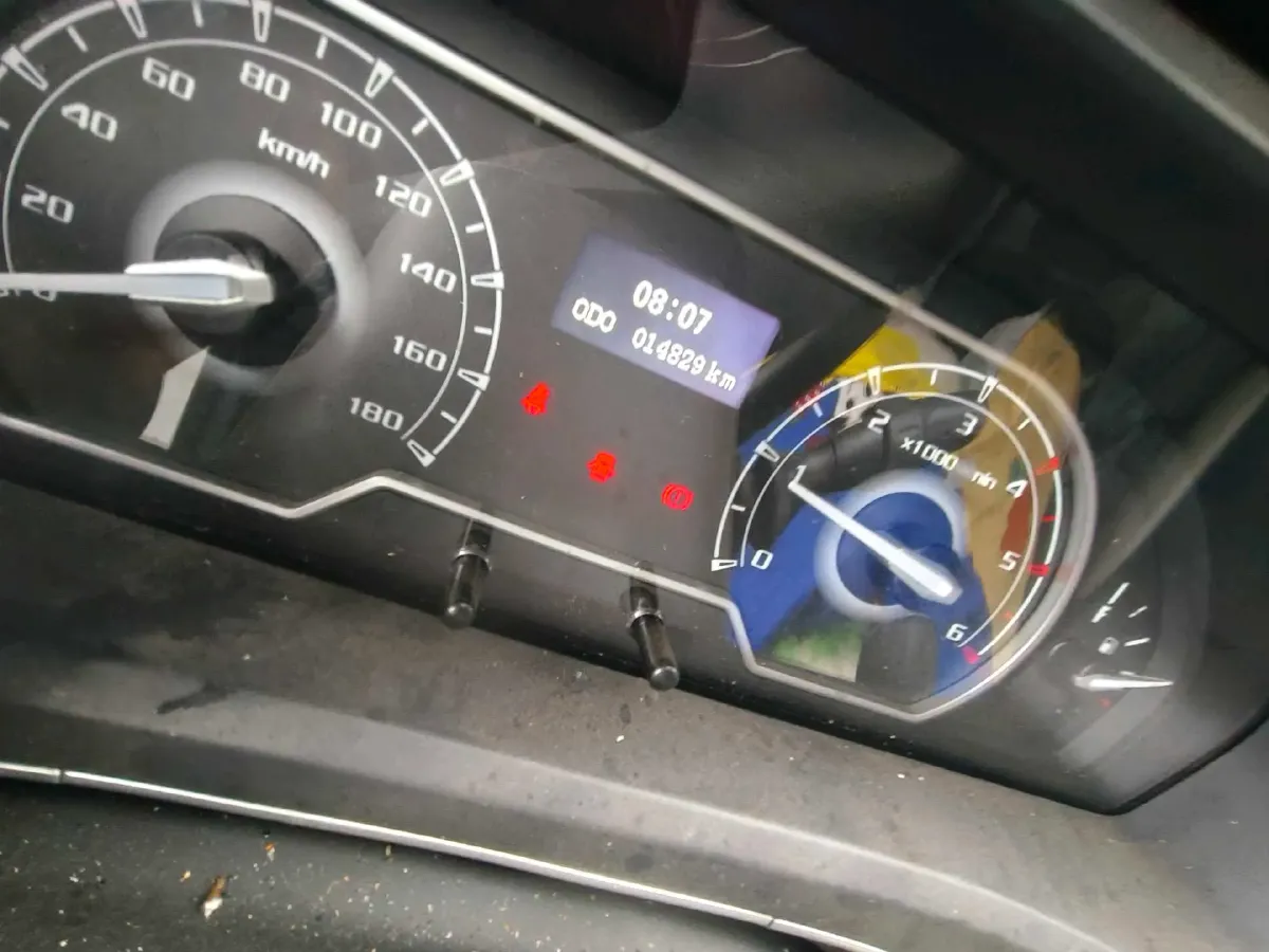 2021 MAXUS XinTu V80 2.0T 127HP L4 6MT,autocango,china used car exporter,china ev exporter,chinese used car exporter,chinese used ev exporter