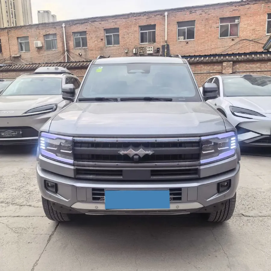 2025 FangChengBao Bao 5 1.5T 194HP L4 E-CVT PHEV 31.8KWH,autocango,china used car exporter,china ev exporter,chinese used car exporter,chinese used ev exporter