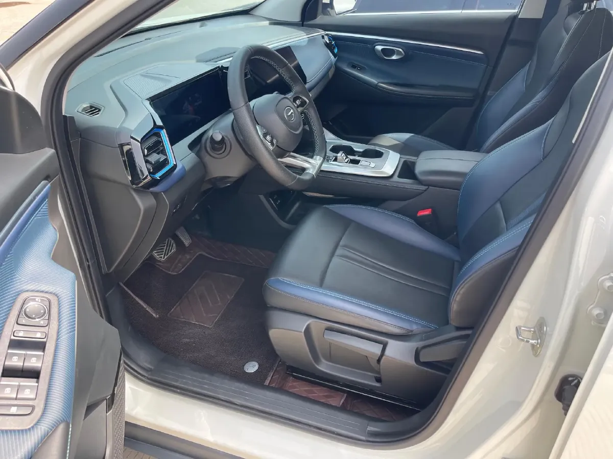 2023 GAC Trumpchi GS3 1.5T 177HP L4 7DCT,autocango,china used car exporter,china ev exporter,chinese used car exporter,chinese used ev exporter