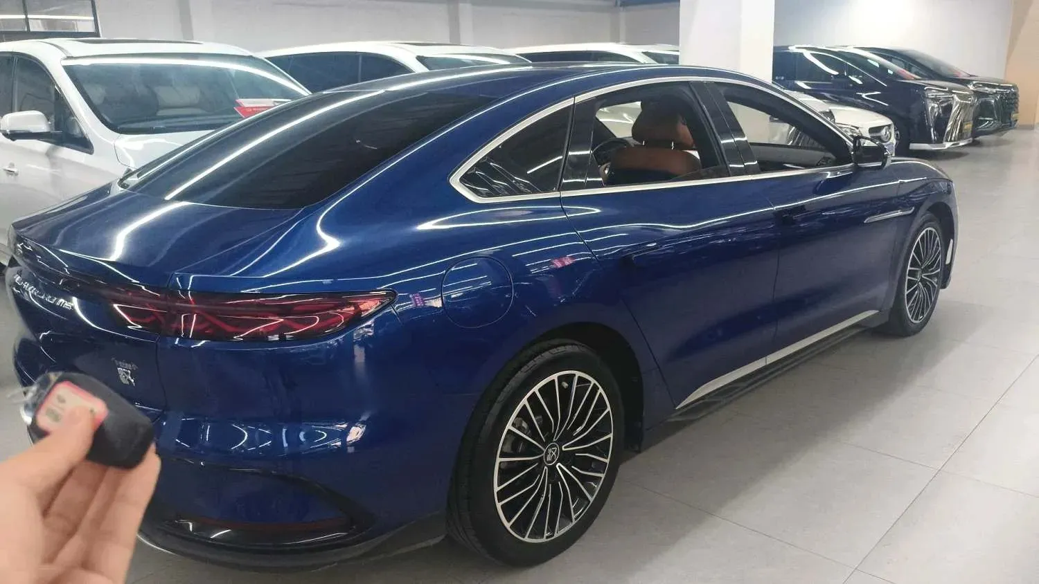 2022 Volkswagen Tiguan L 2.0T 186HP L4 7DCT,autocango,china used car exporter,china ev exporter,chinese used car exporter,chinese used ev exporter