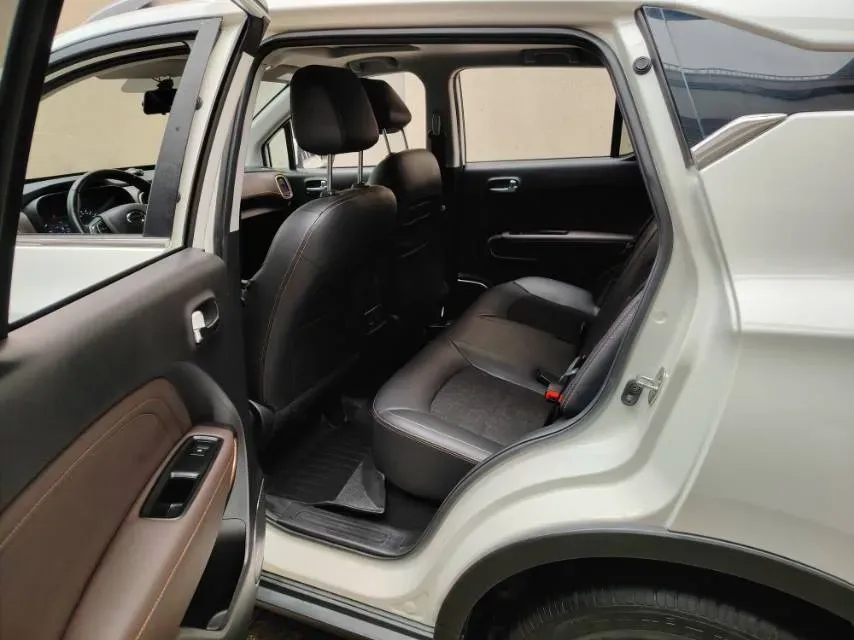 2019 GAC Trumpchi GS3 1.5T 163HP L3 7DCT,autocango,china used car exporter,china ev exporter,chinese used car exporter,chinese used ev exporter