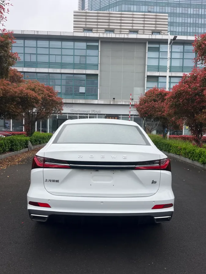 2026 Roewe i5 1.5L 129HP L4 CVT,autocango,china used car exporter,china ev exporter,chinese used car exporter,chinese used ev exporter