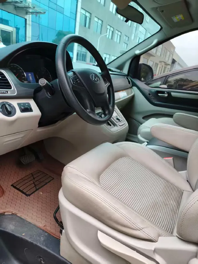 2018 MAXUS G10 2.0T 224HP L4 6AT,autocango,china used car exporter,china ev exporter,chinese used car exporter,chinese used ev exporter