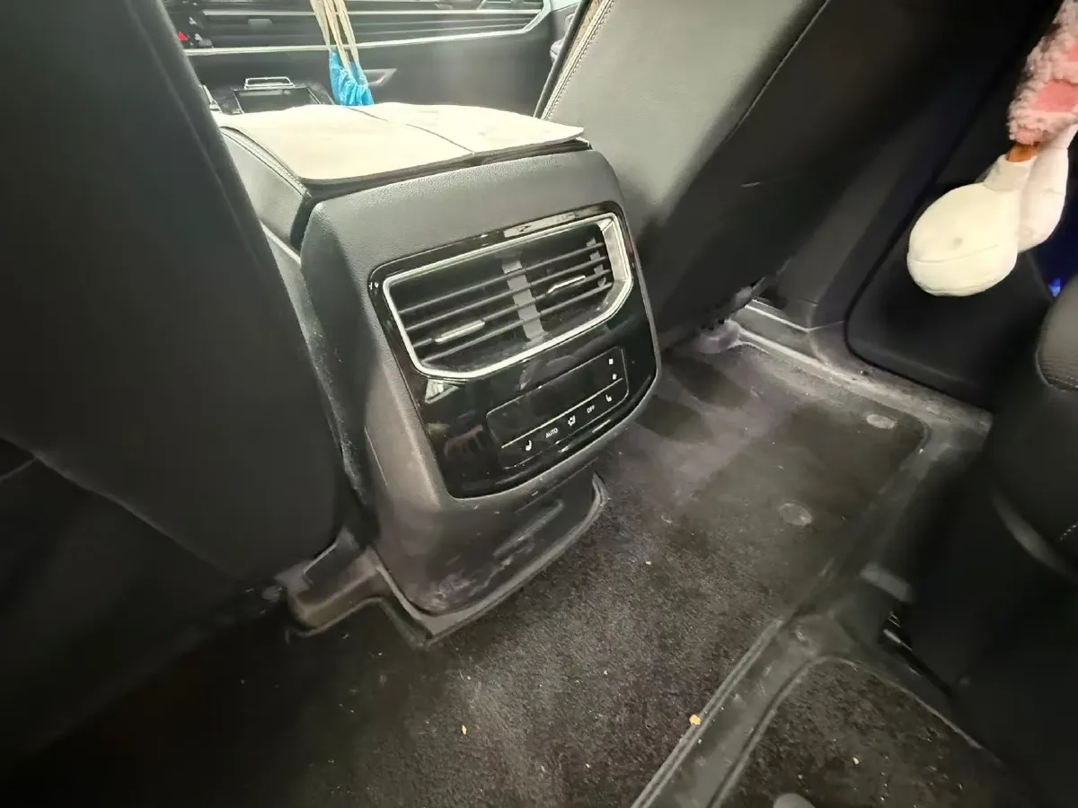 2024 Volkswagen Talagon 2.0T 220HP L4 7DCT,autocango,china used car exporter,china ev exporter,chinese used car exporter,chinese used ev exporter