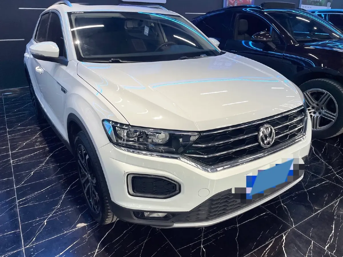 2020 Volkswagen T-Roc 1.4T 150HP L4 7DCT,autocango,china used car exporter,china ev exporter,chinese used car exporter,chinese used ev exporter