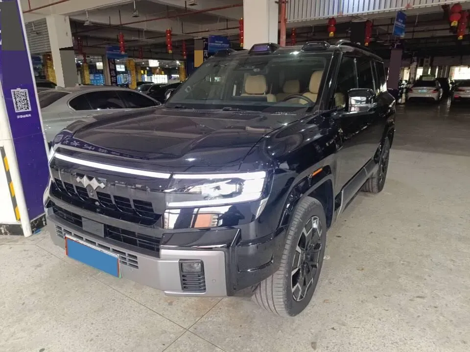2025 FangChengBao Bao 8 2.0T 245HP L4 E-CVT PHEV 36.8KWH,autocango,china used car exporter,china ev exporter,chinese used car exporter,chinese used ev exporter