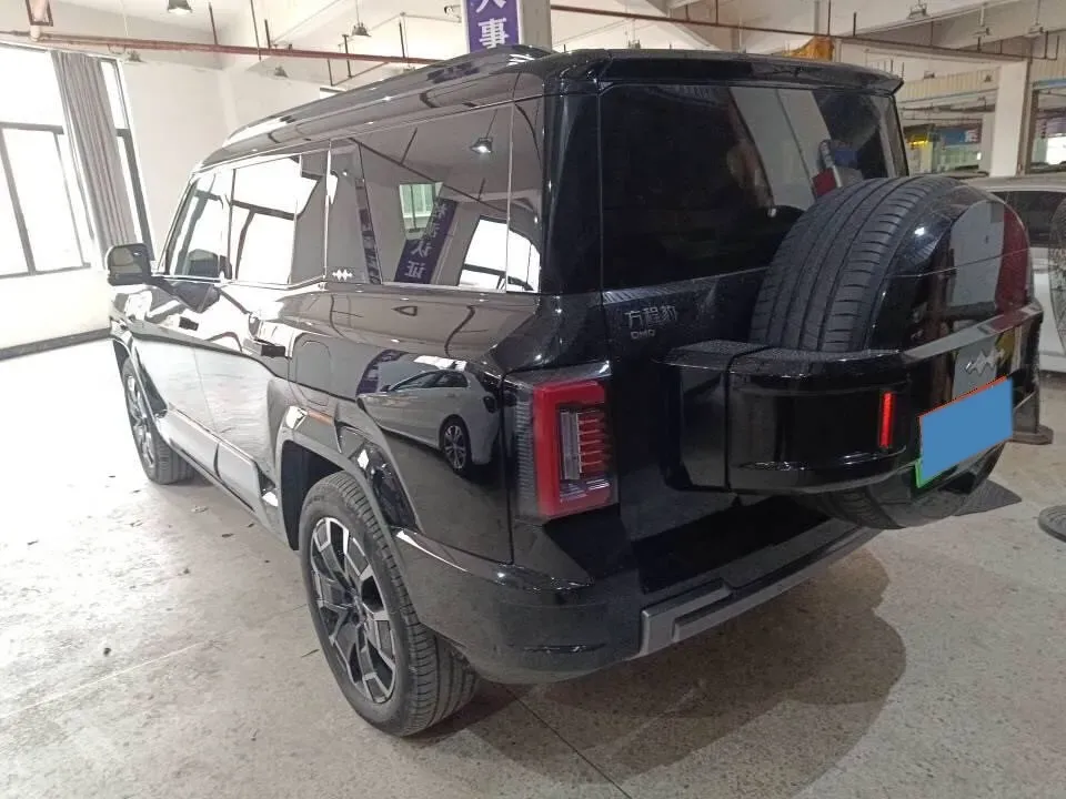 2025 FangChengBao Bao 8 2.0T 245HP L4 E-CVT PHEV 36.8KWH,autocango,china used car exporter,china ev exporter,chinese used car exporter,chinese used ev exporter