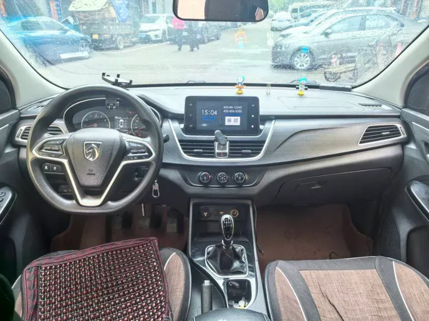 2019 BaoJun 730 1.5T 150HP L4 6MT,autocango,china used car exporter,china ev exporter,chinese used car exporter,chinese used ev exporter