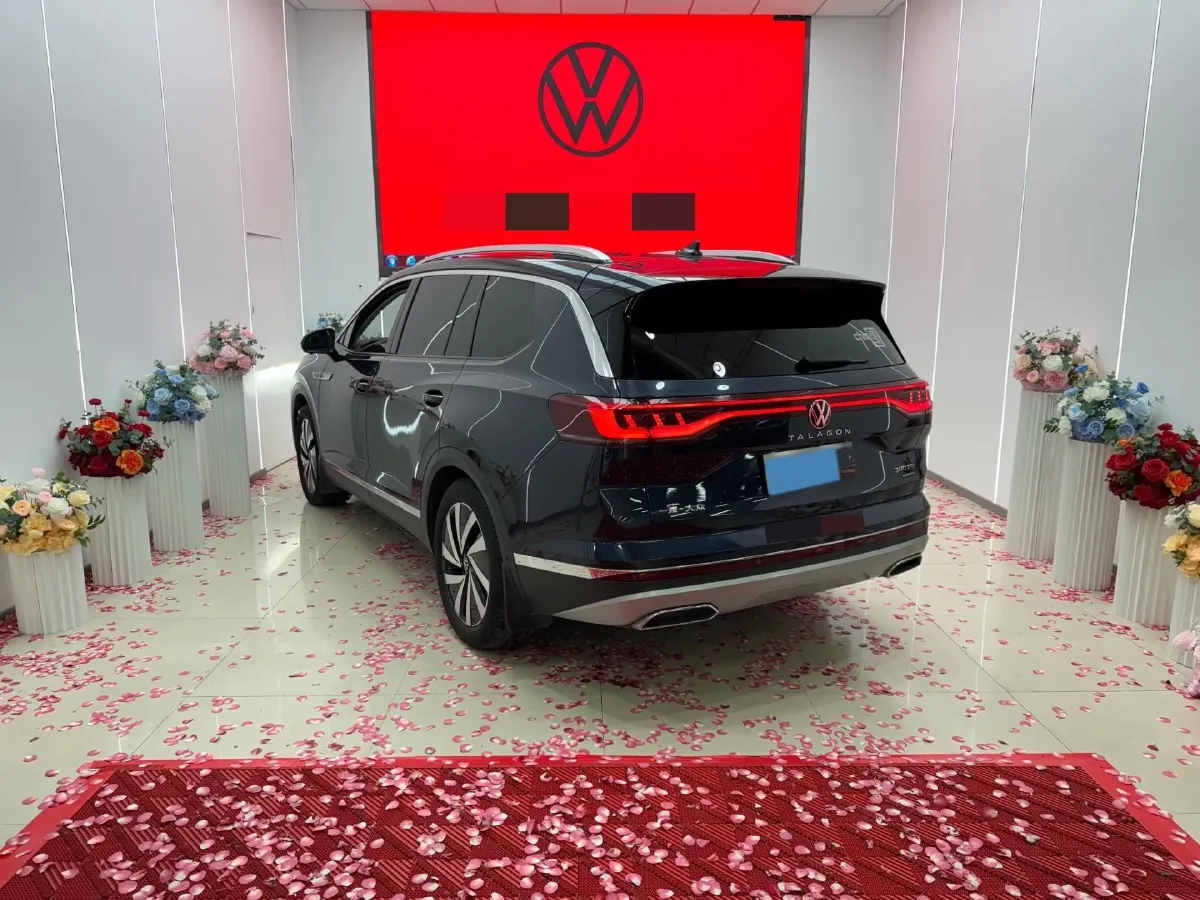 2021 Volkswagen Talagon 2.0T 220HP L4 7DCT,autocango,china used car exporter,china ev exporter,chinese used car exporter,chinese used ev exporter