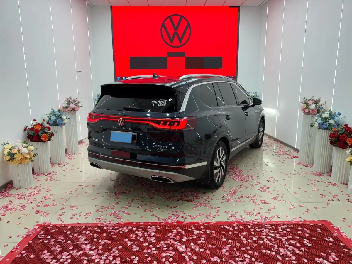 2021 Volkswagen Talagon 2.0T 220HP L4 7DCT,autocango,china used car exporter,china ev exporter,chinese used car exporter,chinese used ev exporter