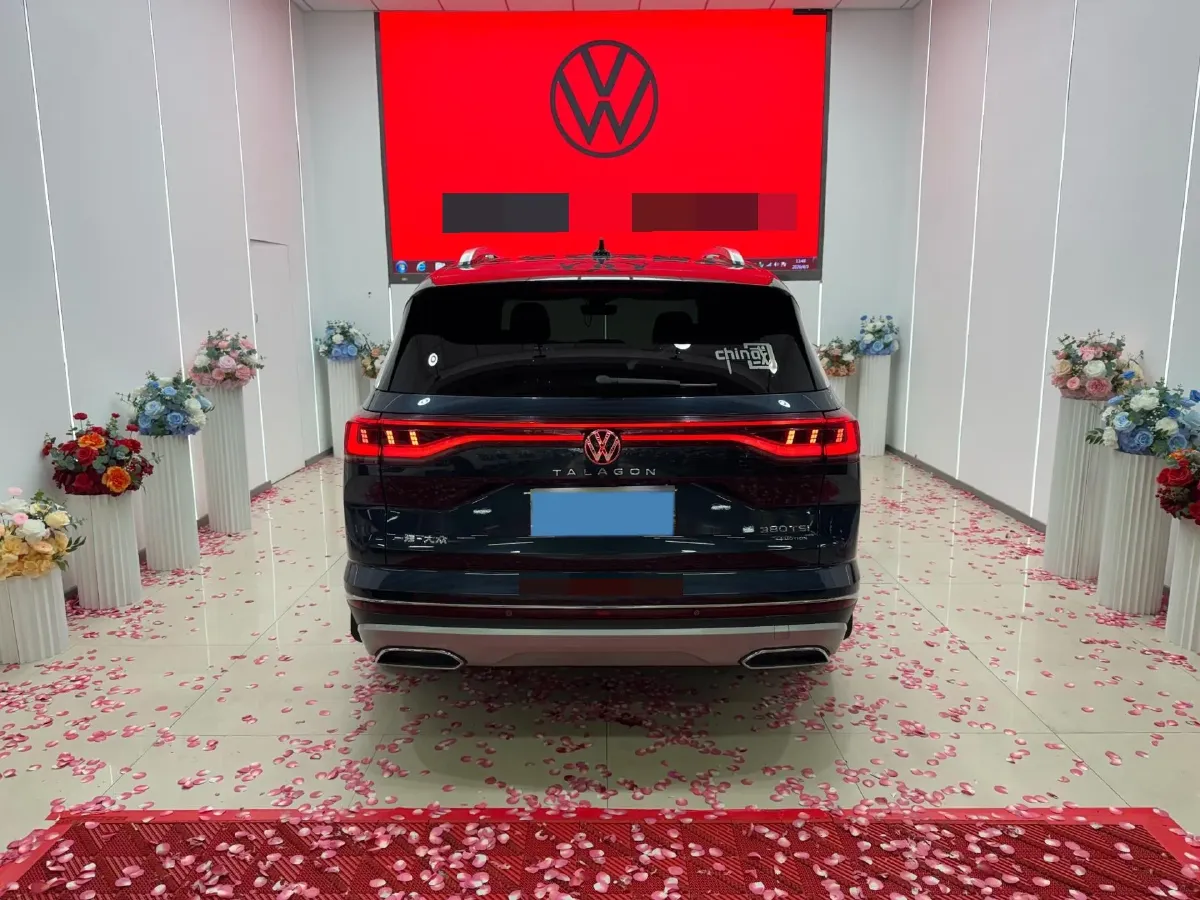 2021 Volkswagen Talagon 2.0T 220HP L4 7DCT,autocango,china used car exporter,china ev exporter,chinese used car exporter,chinese used ev exporter