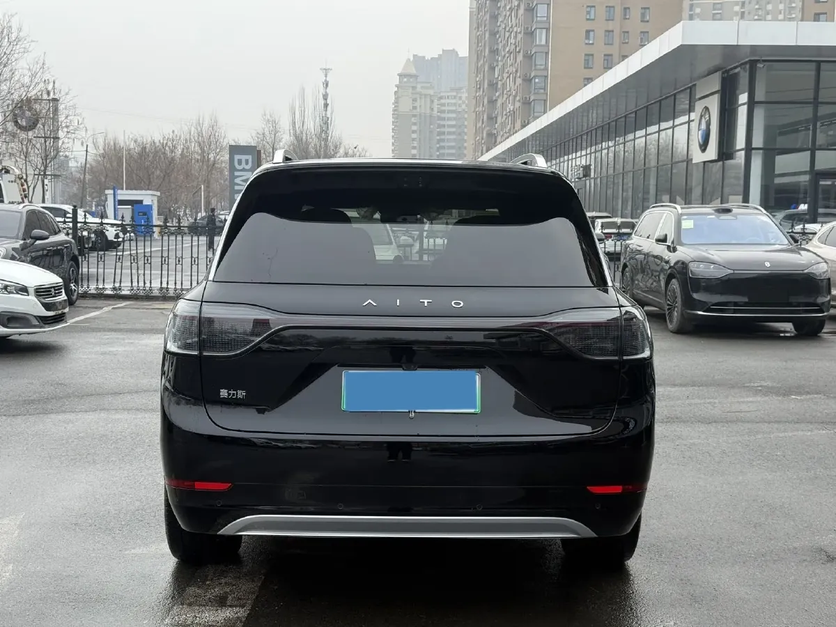 2025 AITO AITO M9 REEV 160HP REEV 52KWH,autocango,china used car exporter,china ev exporter,chinese used car exporter,chinese used ev exporter