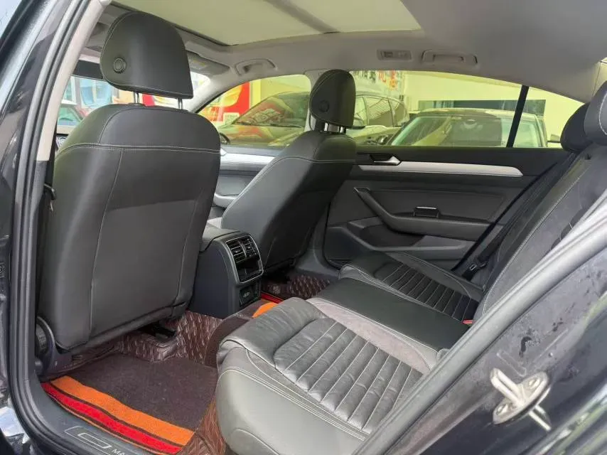 2020 Volkswagen Magotan 1.4T 150HP L4 7DCT,autocango,china used car exporter,china ev exporter,chinese used car exporter,chinese used ev exporter