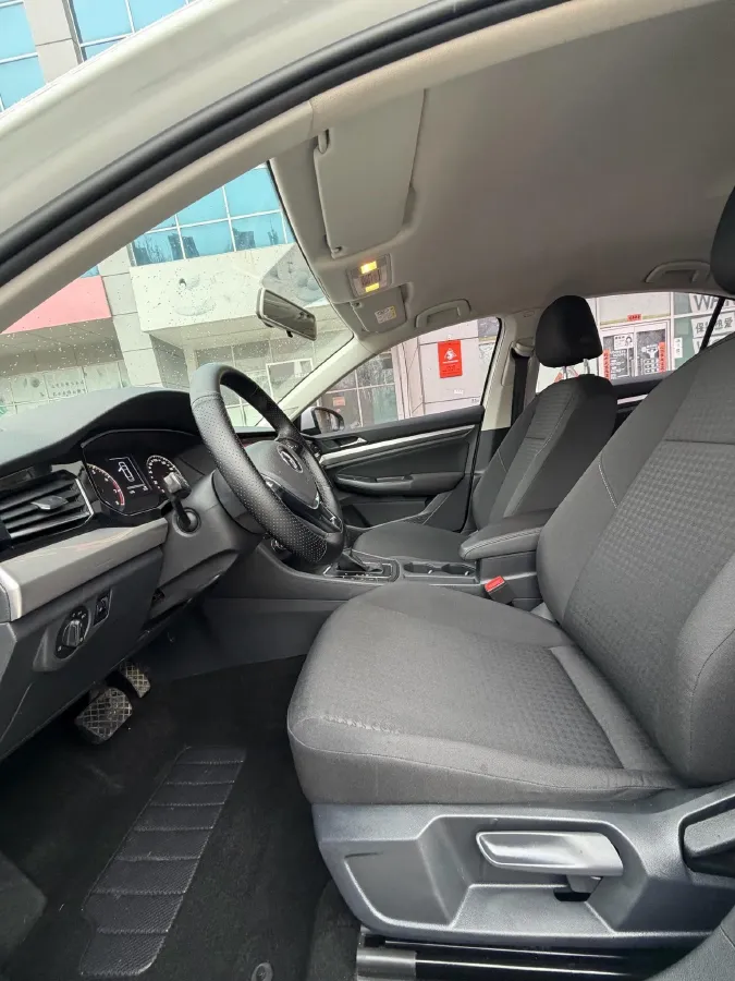 2019 Bestune T77 1.2T 143HP L4 7DCT,autocango,china used car exporter,china ev exporter,chinese used car exporter,chinese used ev exporter