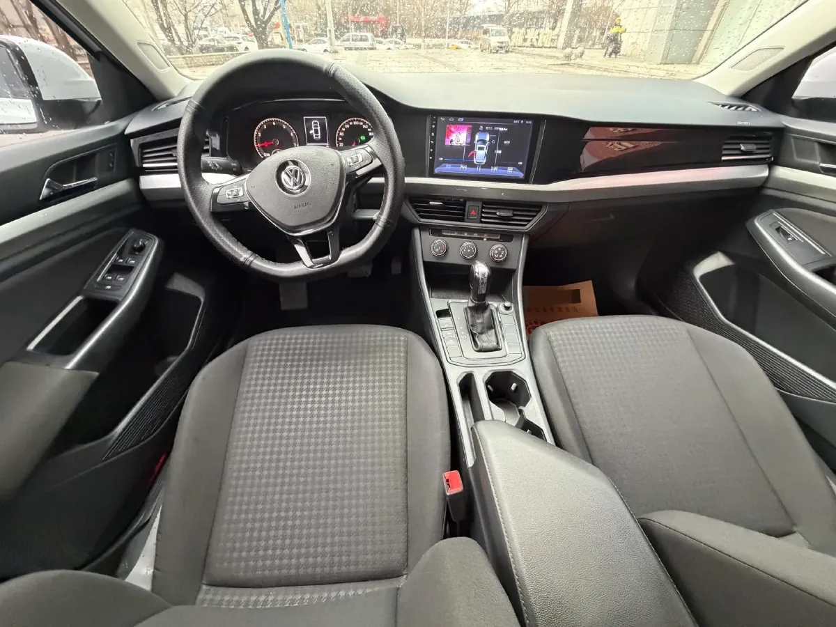 2019 Bestune T77 1.2T 143HP L4 7DCT,autocango,china used car exporter,china ev exporter,chinese used car exporter,chinese used ev exporter