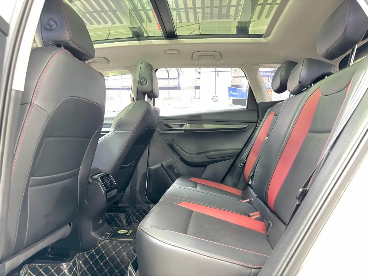 2022 Skoda Karoq 1.4T 150HP L4 7DCT,autocango,china used car exporter,china ev exporter,chinese used car exporter,chinese used ev exporter