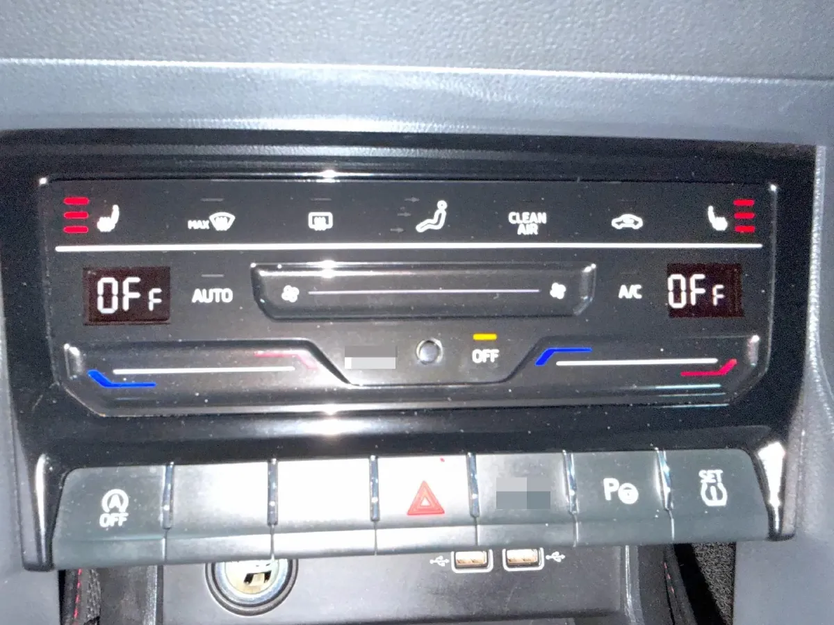 2022 Skoda Karoq 1.4T 150HP L4 7DCT,autocango,china used car exporter,china ev exporter,chinese used car exporter,chinese used ev exporter