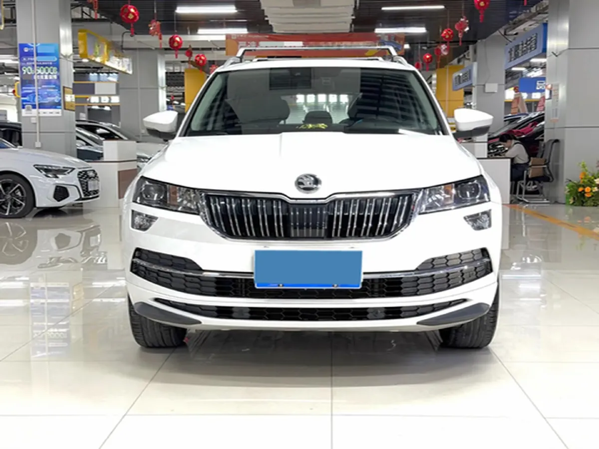 2022 Skoda Karoq 1.4T 150HP L4 7DCT,autocango,china used car exporter,china ev exporter,chinese used car exporter,chinese used ev exporter